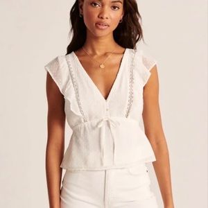 Abercrombie Women’s Ruffle Sleeve Top